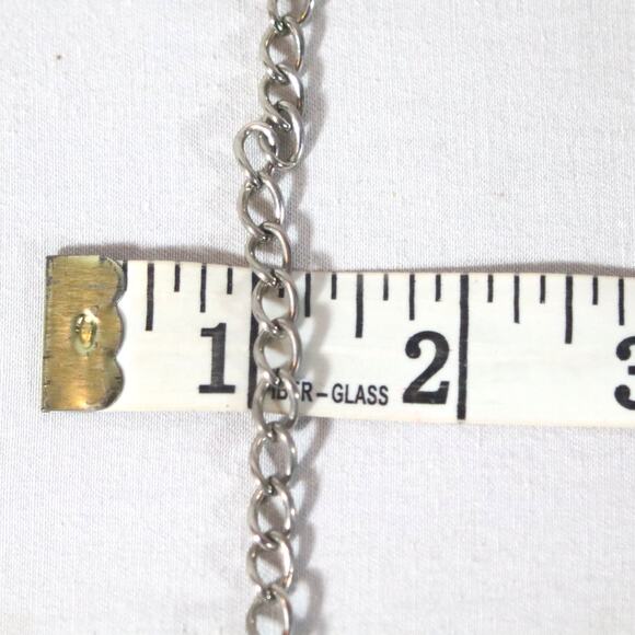 Silver Tone Choker Necklace Scroll Chain Links Three Coin Overlay Pattern - Picture 9 of 10